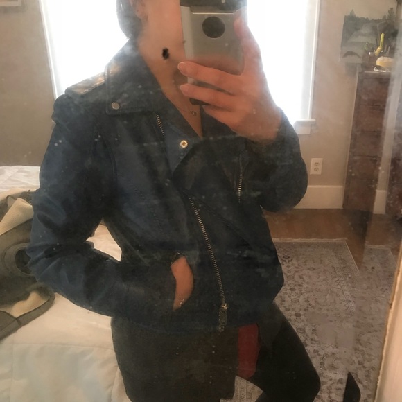 Colin’s Blue Jacket - Picture 3 of 4